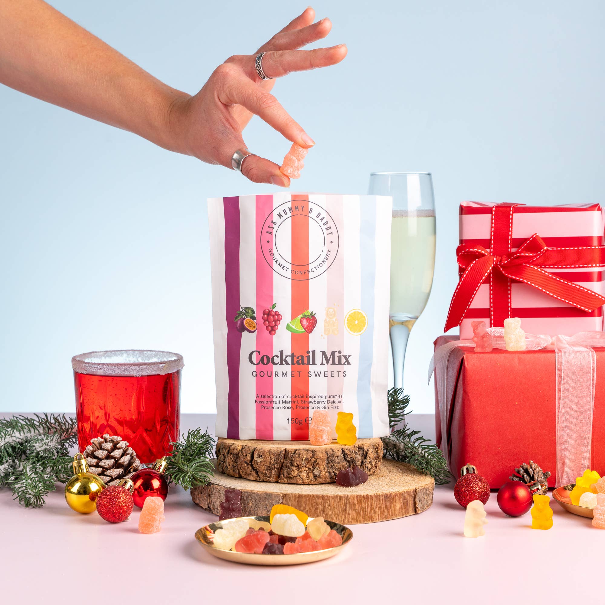Ask Mummy & Daddy cocktail mix share bag, 150g of sweets in five cocktail flavours