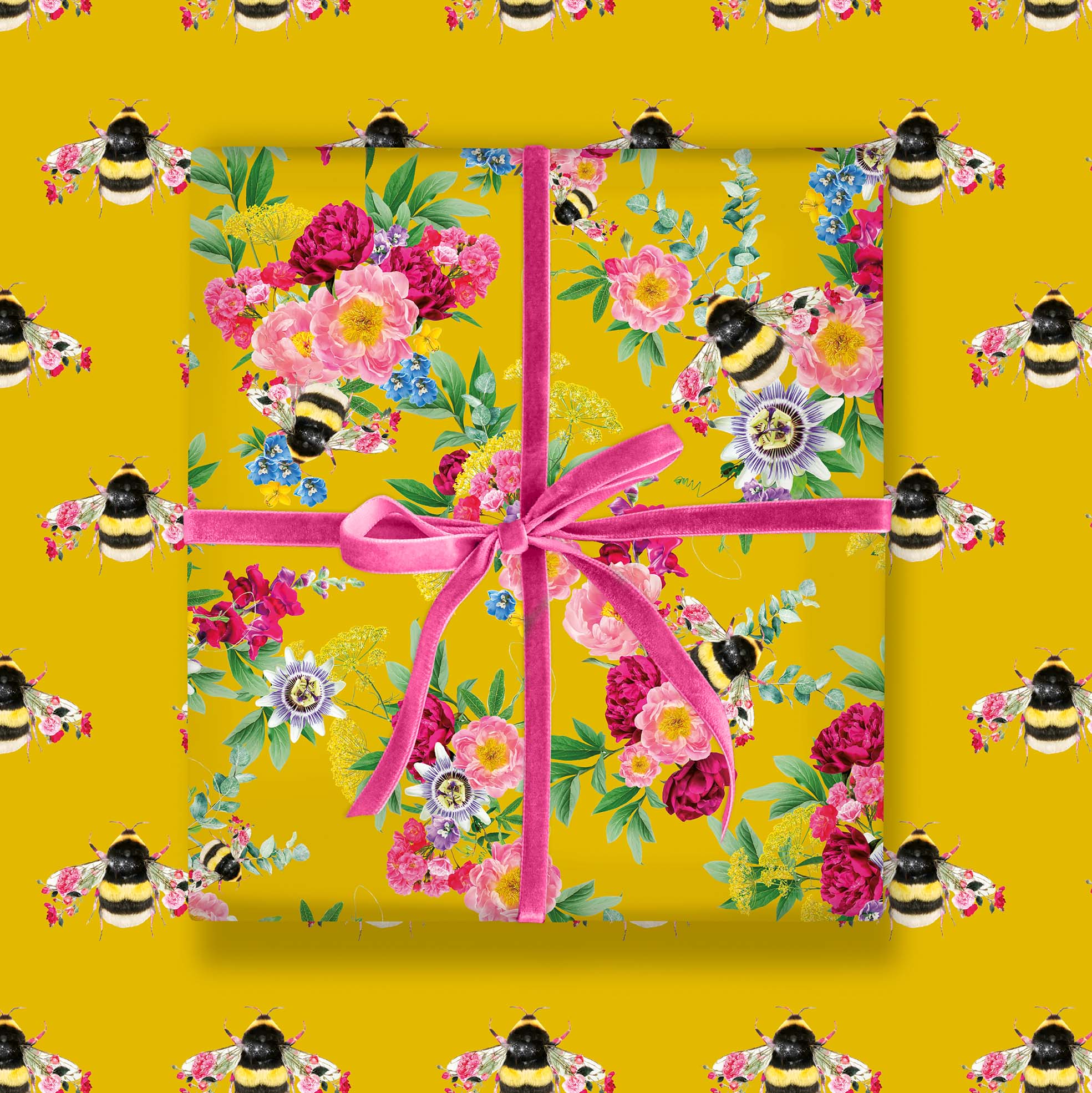 Botanical bee gift wrap flat design on white background