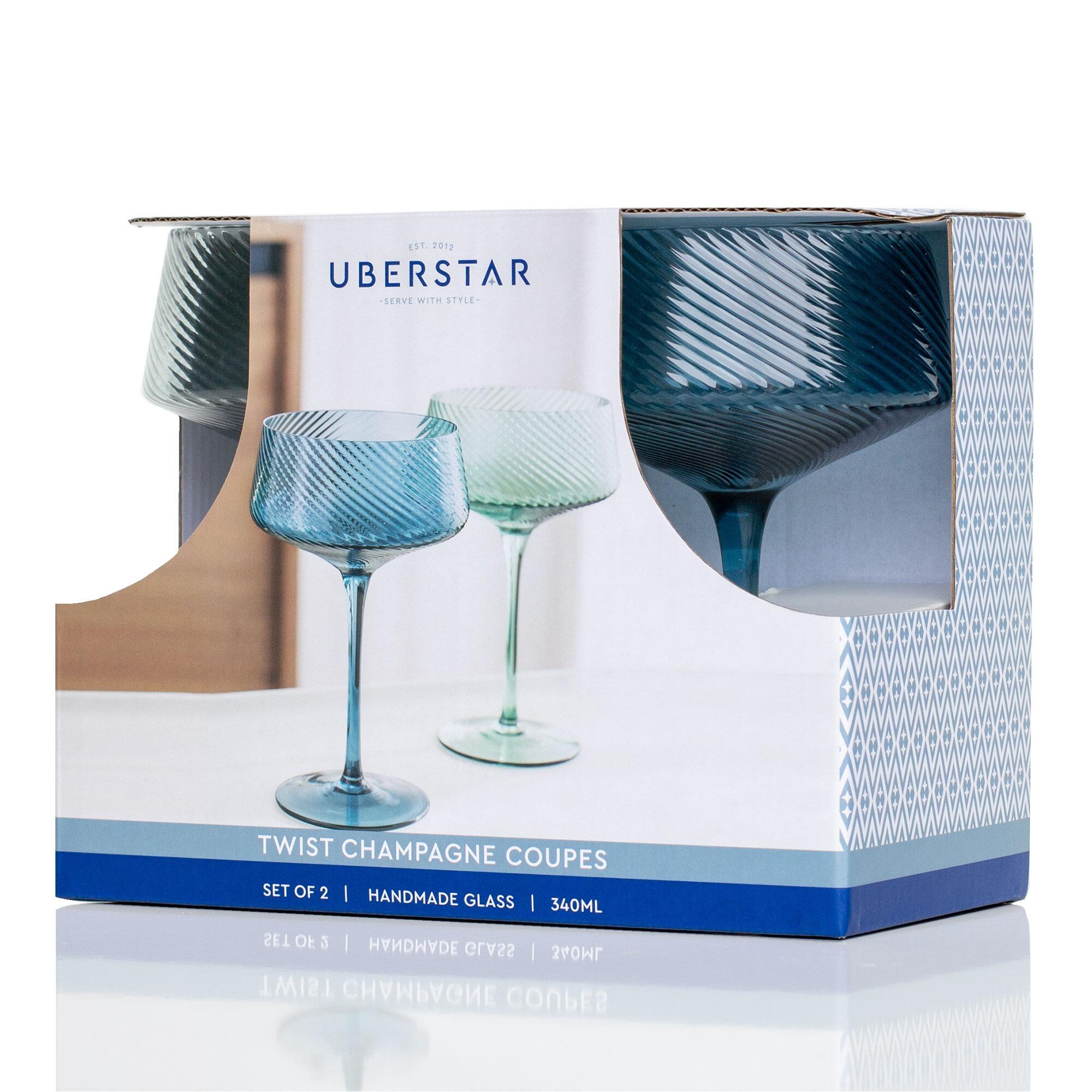 Twist champagne coupes, lifestyle image